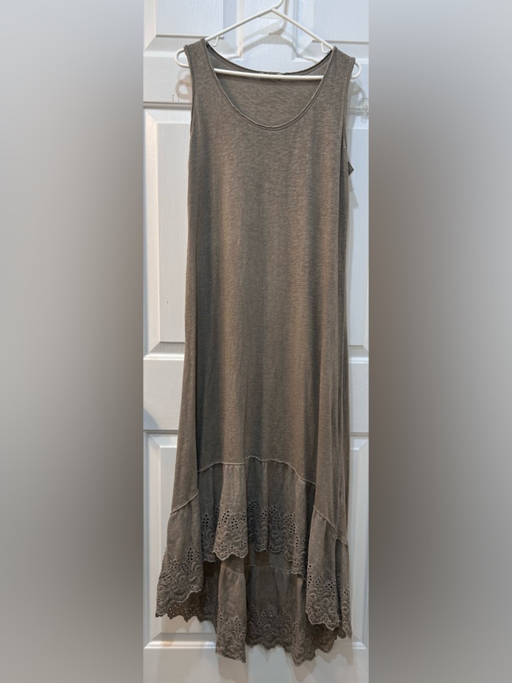 7 Agosto Italian Cotton Hi Low Midi Dress Sz M Boho Lagenlook Taupe Eyelet Trim